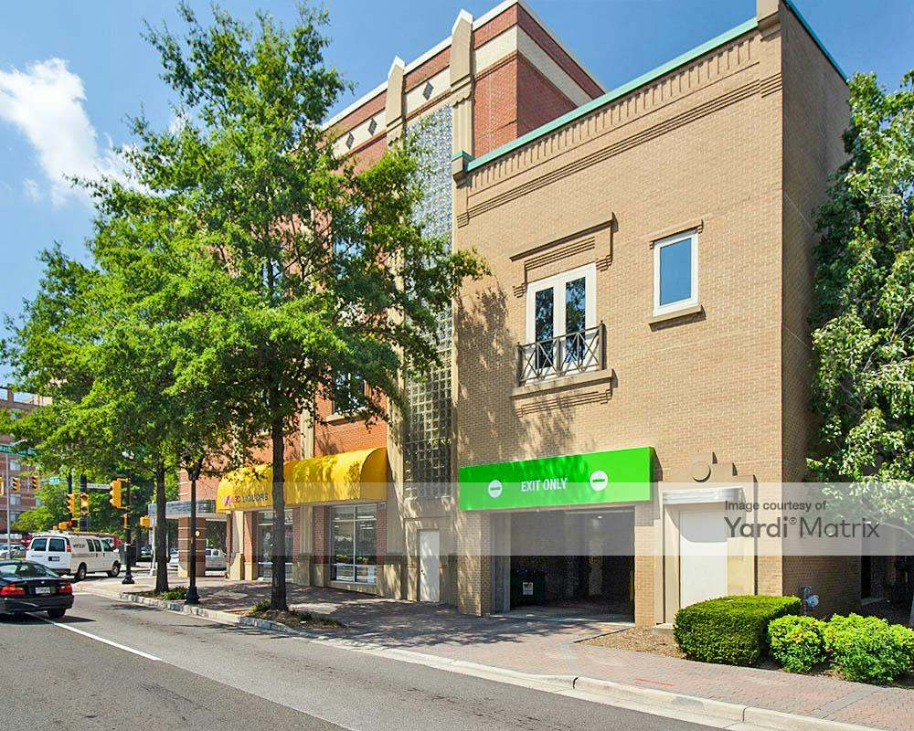 Extra Space Storage 1001 North Fillmore Street, Arlington RENTCafé